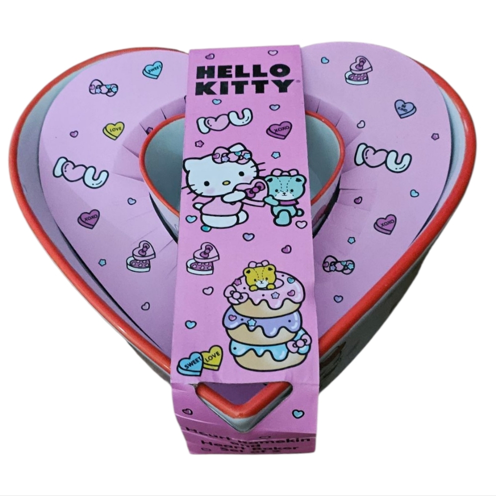 Hello Kitty - NEW Lot Of 2 Heart-Shaped Bakeware & Ramekin Oven Safe Valentines